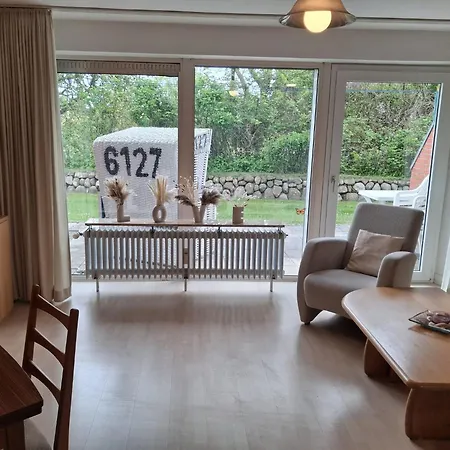 Lägenhet Falkenweg 28 *
